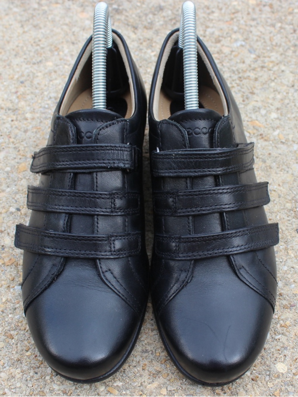 ECCO Black Leather Triple-Strap Casual Loafers